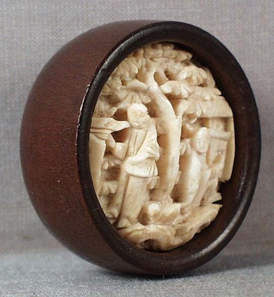 19c netsuke SCHOLARS in garden - 5