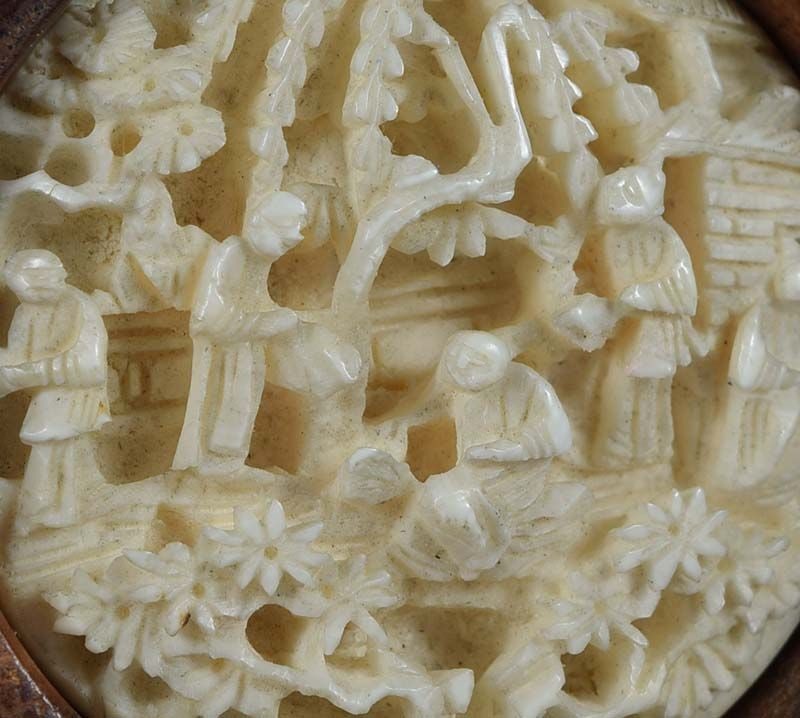 19c netsuke SCHOLARS in garden - 6