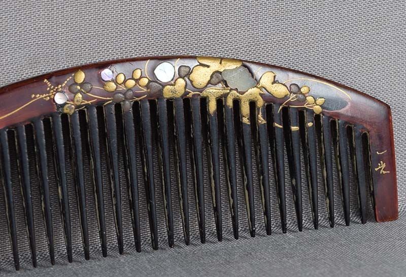19c Japanese lacquer buffalo horn KUSHI hair comb by IKKO - 4
