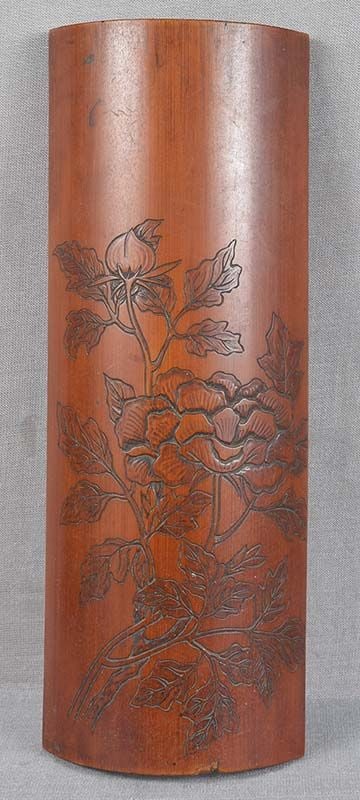 19c Japanese scholar WRIST REST blooming peonies: Late Meiji (1890s - 1910s) Japanese bamboo wrist rest used by painters and calligraphers, with low relief carving of blooming peony bush. Beautiful subtle piece, superb quality carving, rich warm