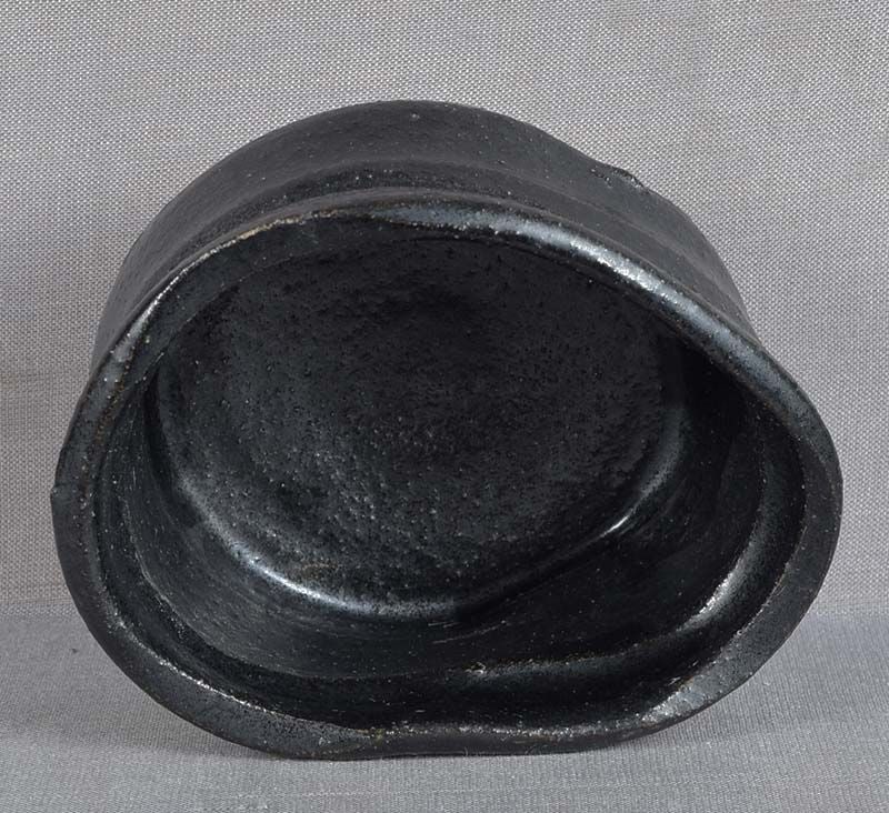 19c Kuro ORIBE SAKE CUP guinomi / yunomi kutsugata shape - 5