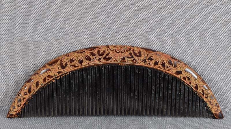 19c Japanese lacquer buffalo horn KUSHI hair comb CARVED FLOWERS - 2
