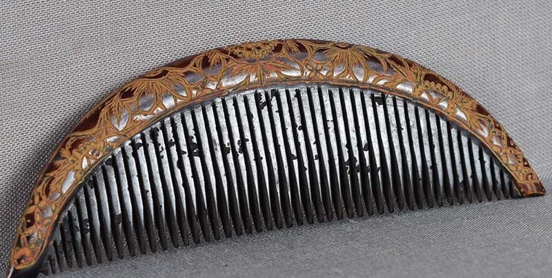 19c Japanese lacquer buffalo horn KUSHI hair comb CARVED FLOWERS - 4