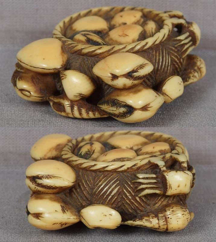Early 19c shunga netsuke CRABS & CLAMS in basket - 2