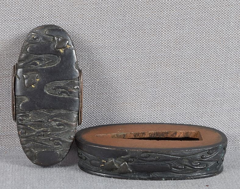 19c Japanese sword FUCHI KASHIRA PLOVERS over waves: 19th century or earlier Japanese sword set of bronze fuchi (bordering piece between the sword guard and the handle) and kashira (metal pommel at the end of the hilt of a sword) with low relief design 