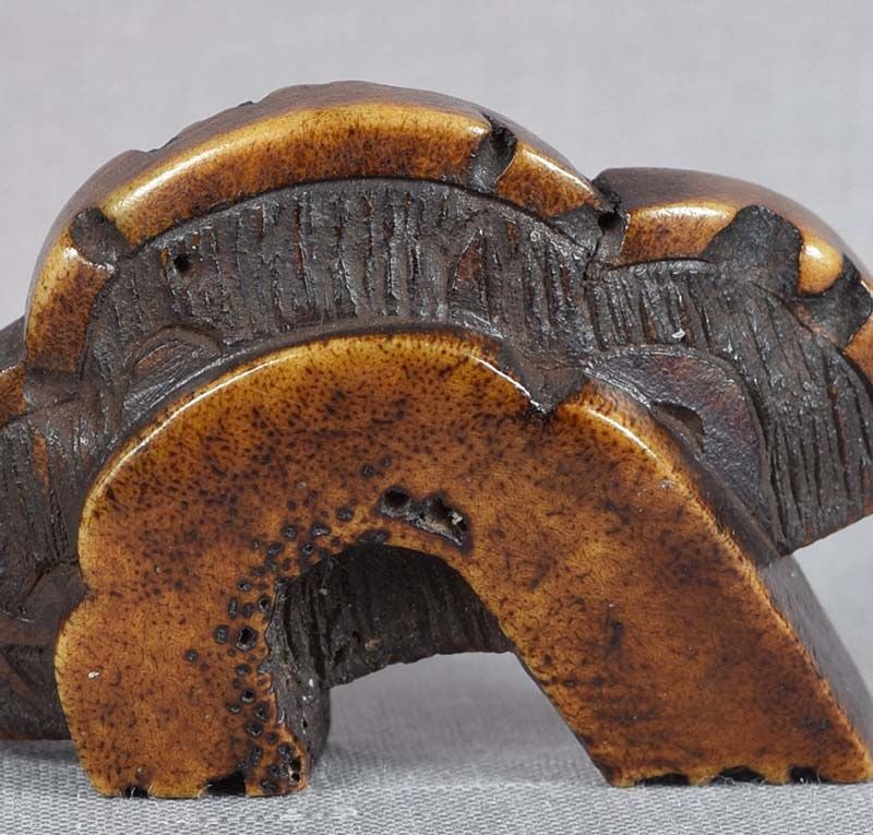 19c Asakusa netsuke OLD ROOF TILES - 4