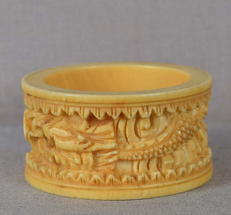 19c Chinese export NAPKIN RING dragon among clouds - 2