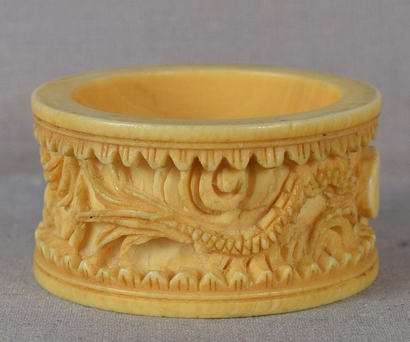 19c Chinese export NAPKIN RING dragon among clouds - 4