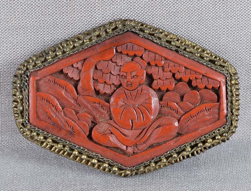 19c Chinese Export cinnabar lacquer BROOCH / PIN scholar rocks (1 of 5)