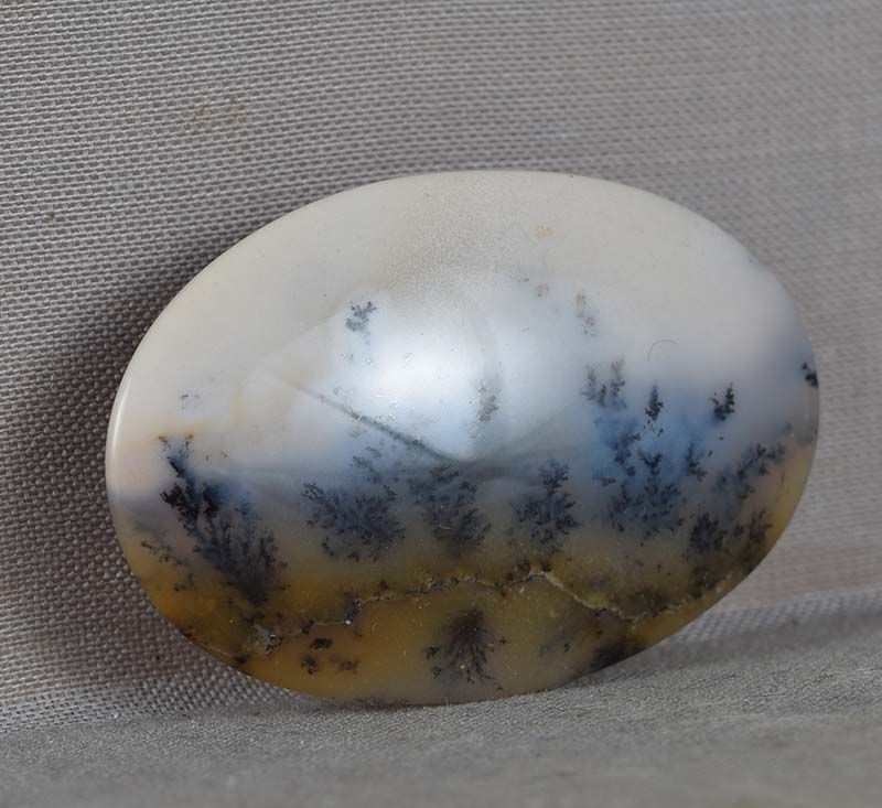 Moss agate OBIDOME netsuke TREES in mist - 4