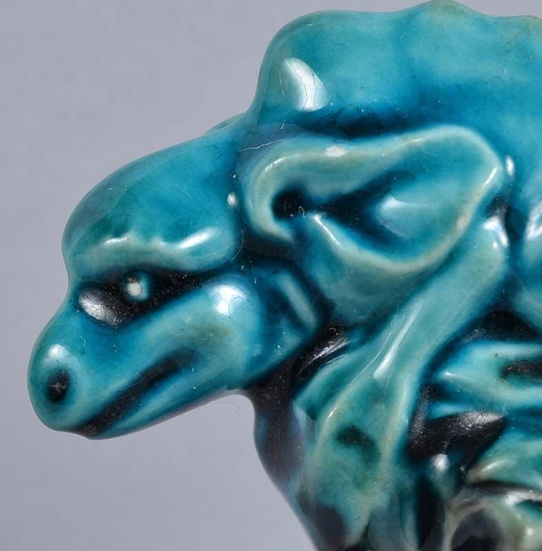 19c Chinese porcelain sculpture MYTHICAL BEAST - 2