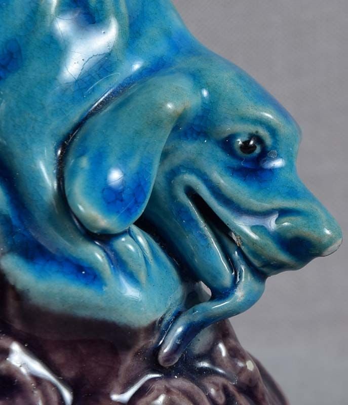 19c Chinese porcelain sculpture MYTHICAL BEAST drinking water - 2