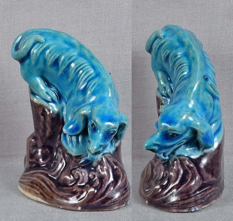19c Chinese porcelain sculpture MYTHICAL BEAST drinking water - 4