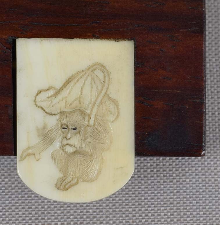 19c marine material Japanese WHIST GAME COUNTER 8 MONKEYS - 5