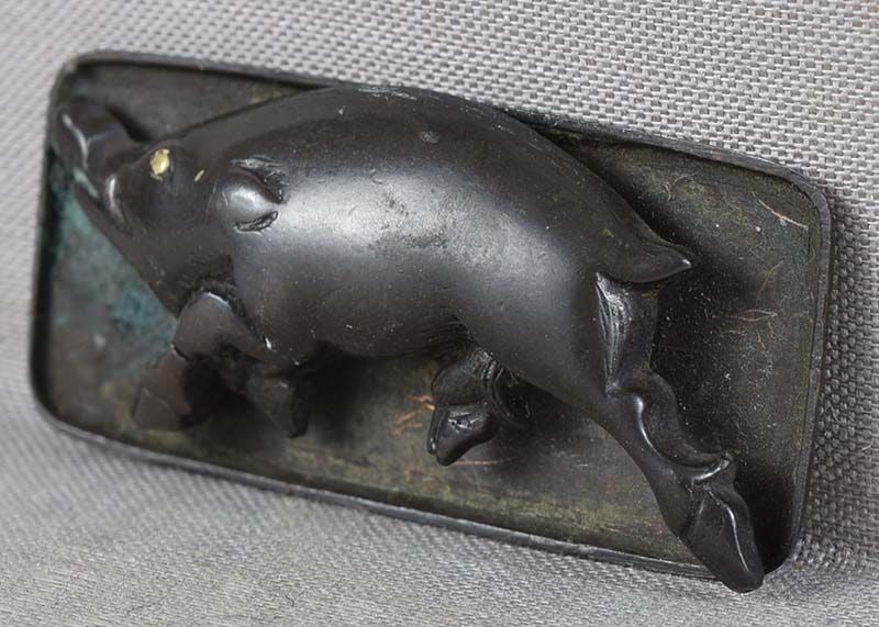 19c Japanese MAE-KANAGU pouch clasp RUNNING BOAR - 3
