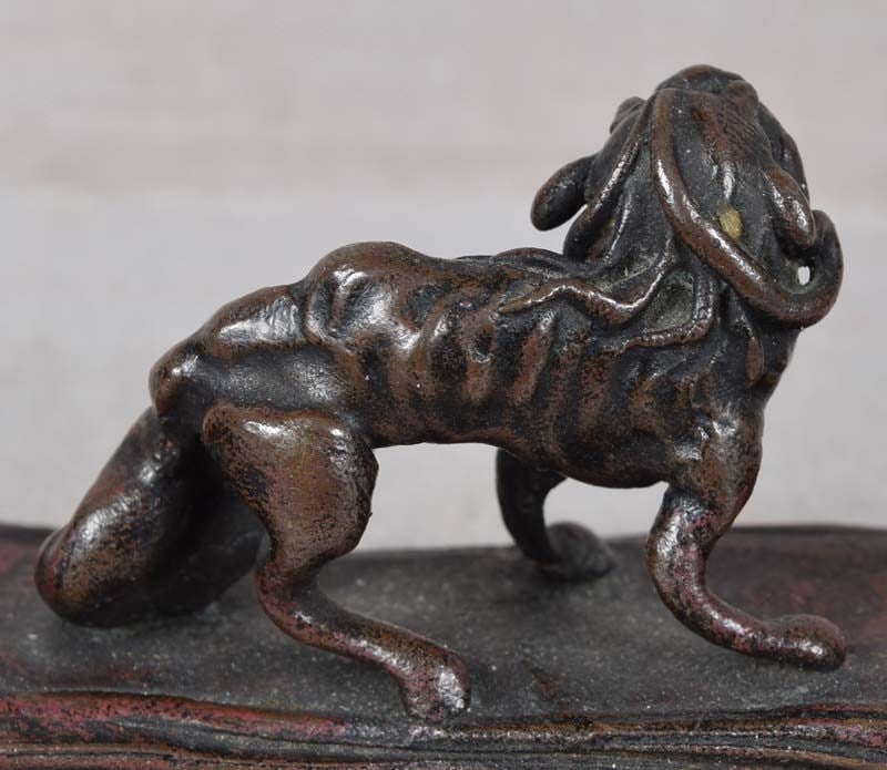 19c Japanese bronze SCROLL WEIGHT / brush rest CHIMERA by TAKUSAI - 3