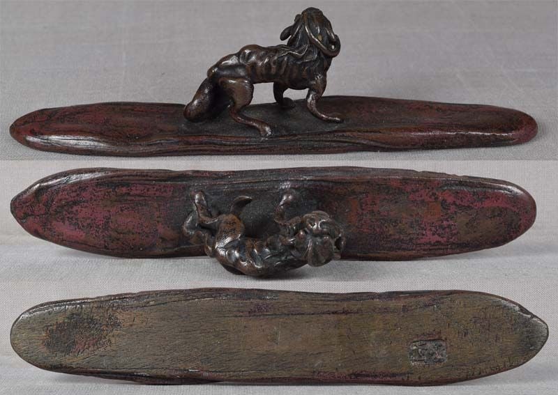 19c Japanese bronze SCROLL WEIGHT / brush rest CHIMERA by TAKUSAI - 4
