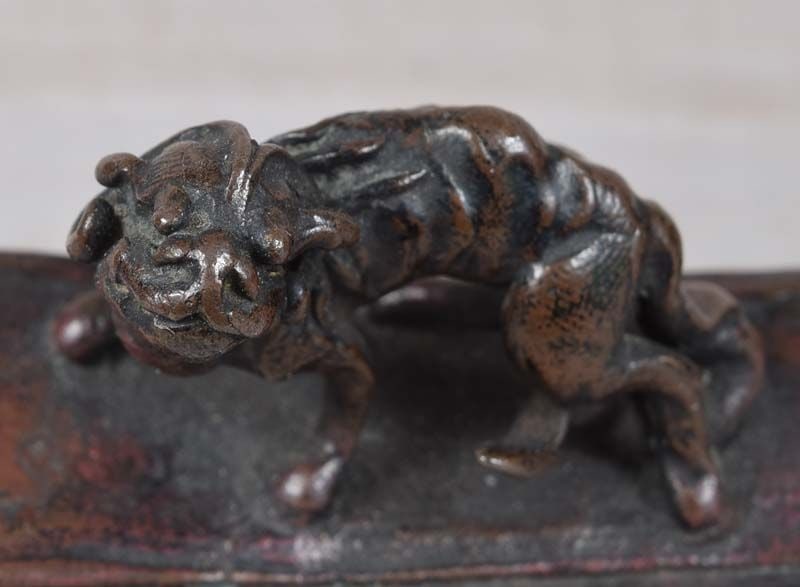 19c Japanese bronze SCROLL WEIGHT / brush rest CHIMERA by TAKUSAI - 6