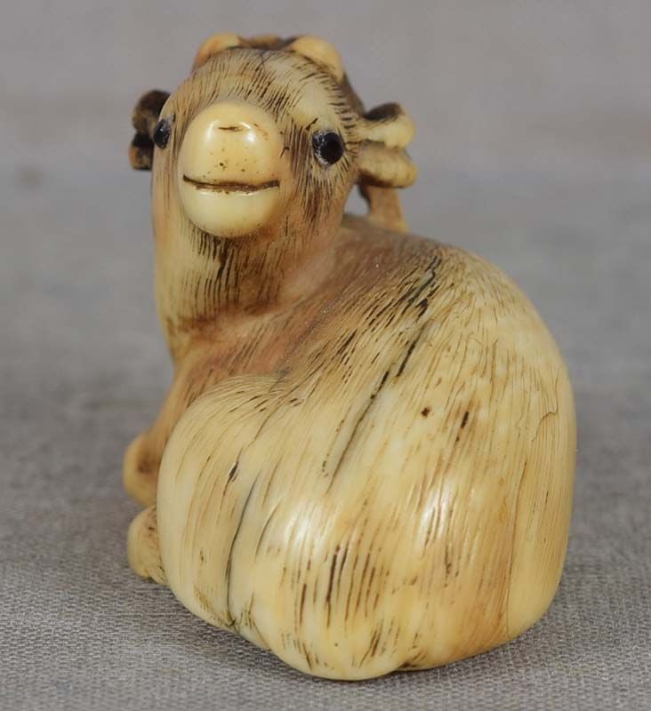 19c netsuke resting DEER by RANICHI - 5