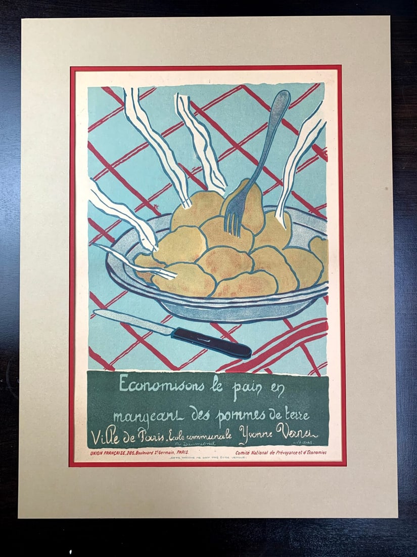 Economisons Le Pain - Art By Yvonne Vernu (1918) 13.5x20.5 French WWI Poster: Title: Economisons Le Pain - Art By Yvonne Vernu (1918) 13.5x20.5 French WWI Poster Description: Economisons Le Pain - Art By Yvonne Vernu (1918) 13.5x20.5 French WWI Poster Please refer to the attach