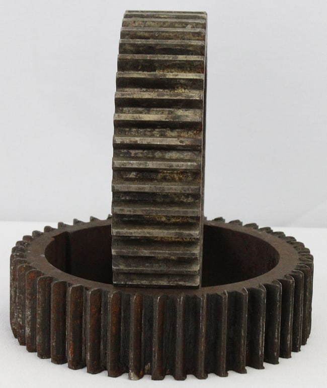 2 large decorative industrial iron gears - 9