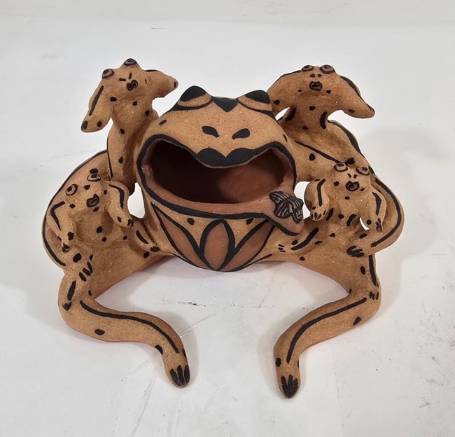Cochiti frog storyteller