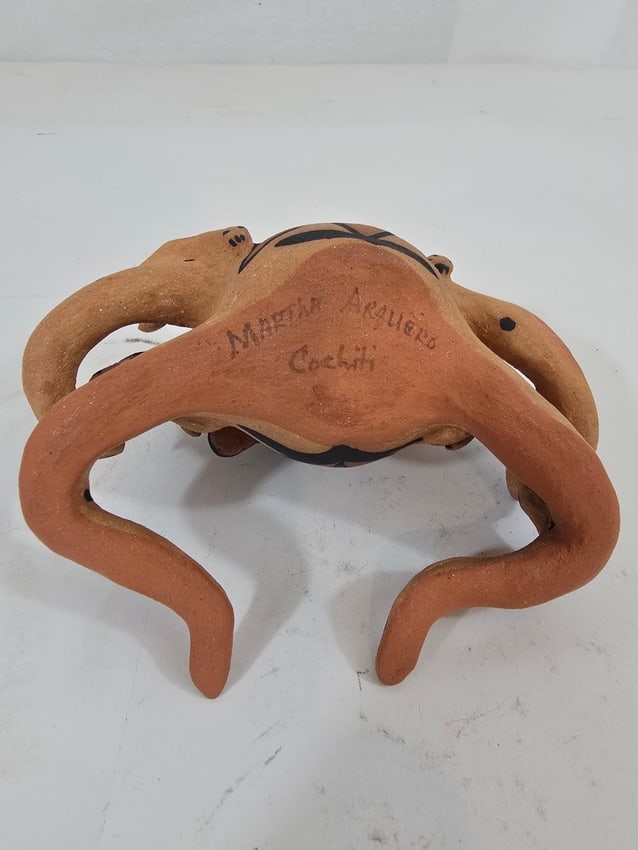 Cochiti frog storyteller - 4