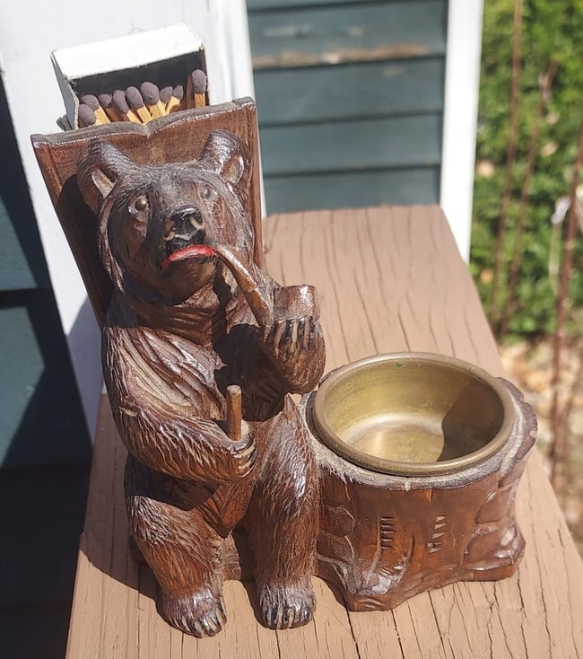 Antique Wood Carved Folk Art Black Forest Bear match holder change: Great looking piece in very good condition. The amount of detail in carving on this piece shows a sign of quality. Guessing before 1950, Has a great patina to it. . Measures 5". Shipping costs
