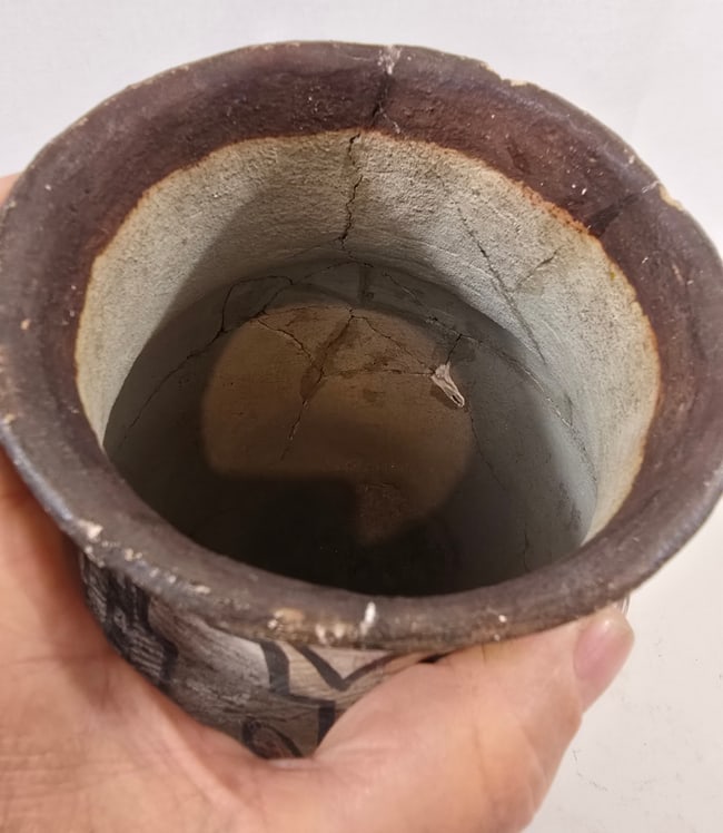 Isleta Pueblo pottery jar - 6