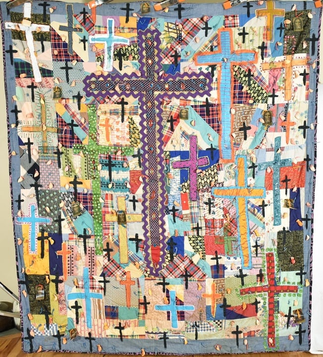Rare Vintage Religious Folk Art Quilt: Title: Rare Vintage Religious Folk Art Quilt Date: 1970's - 1980's Origin: Kentucky Material: Cotton Dimensions: 68" X 78" Shipping: Domestic: Flat-rate of $45.00 to anywhere within the contiguous U.S