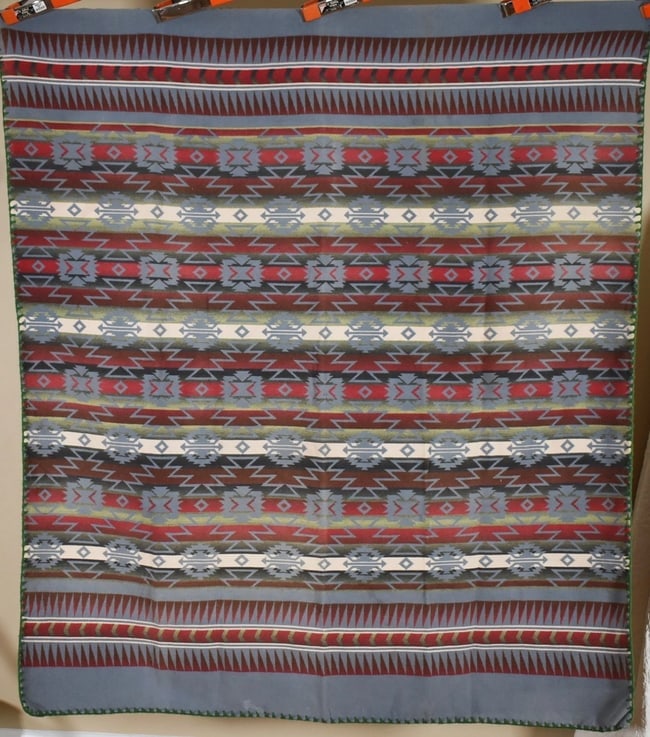 1930's Beacon Mills Ombre Indian Blanket (1 of 14)