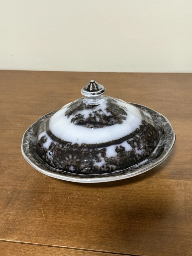 3pc Corean Mulberry Covered Butter Dish: It measures 7 1/4" x 4 1/2" high and is marked. It has a flake on the base rail and lid has a small repair to the bottom of the rim. Otherwise it has no other issues. Butter dishes in recognizable