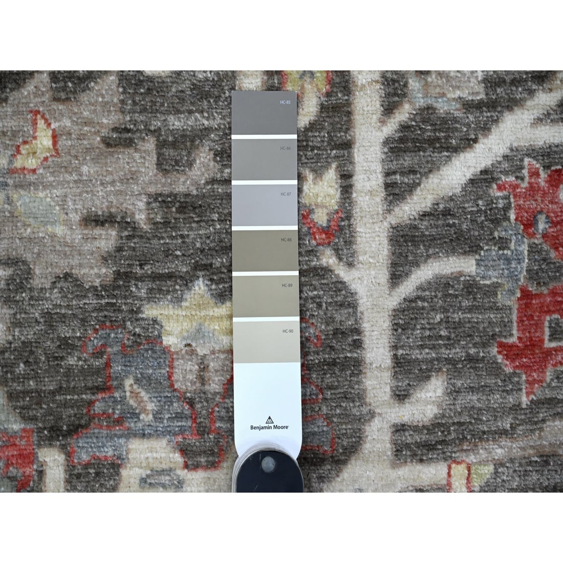 Abbey Black Hand Knotted Wool Fine Aryana Heris Design Oriental Rug - 7