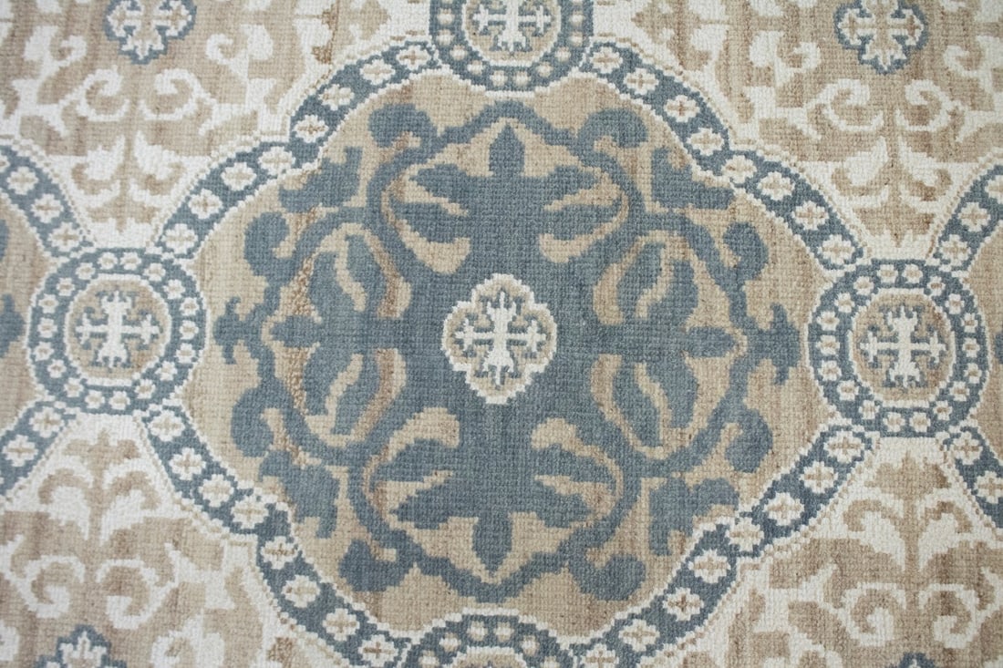 Muted Geometric 5X8 Modern Oriental Rug - 6