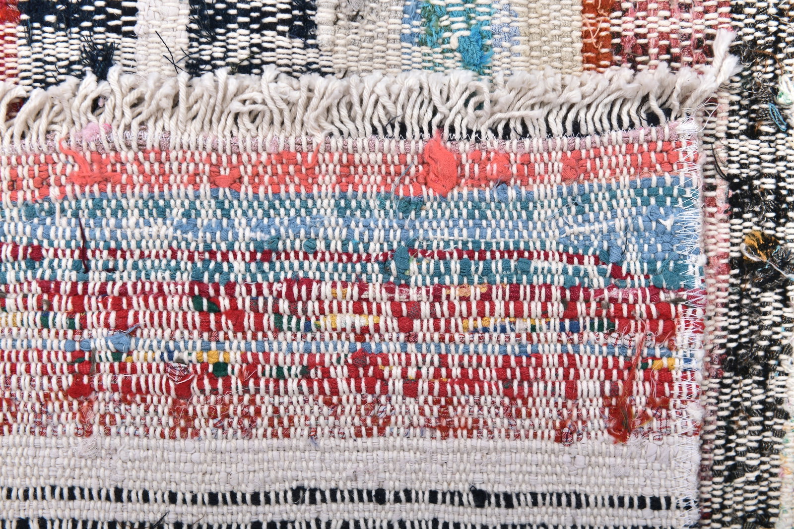 2'2'' x 7'8'' Turkish Flatweave Kilim Rug - 241764 - 10