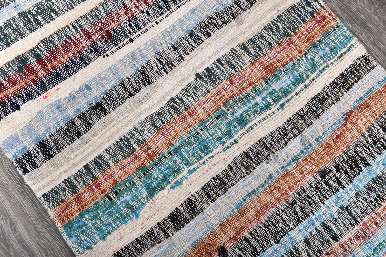 2'2'' x 7'8'' Turkish Flatweave Kilim Rug - 241764 - 3