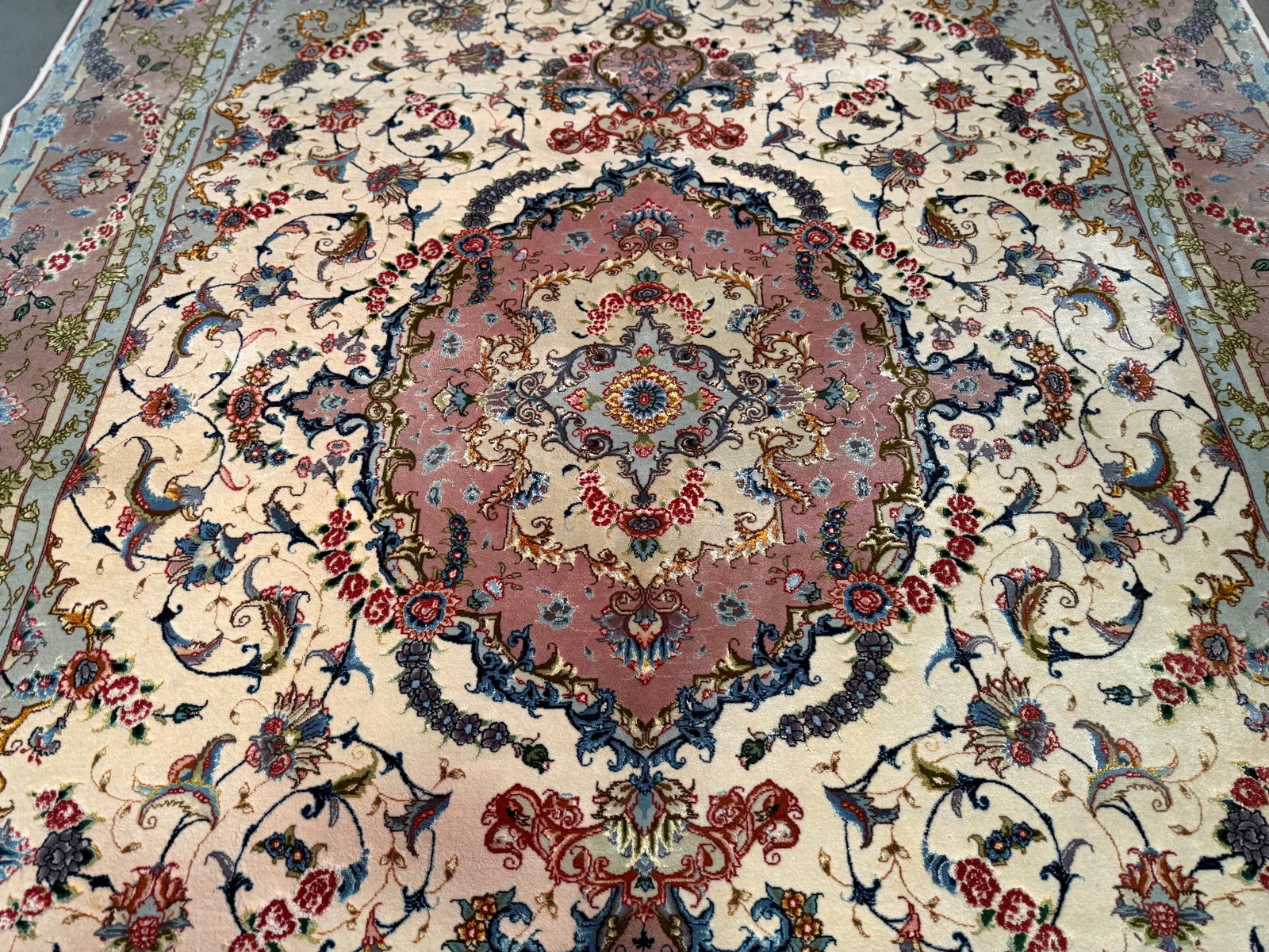 Auth Persian Masterpc Silk and Wool 6.8x10 - 3