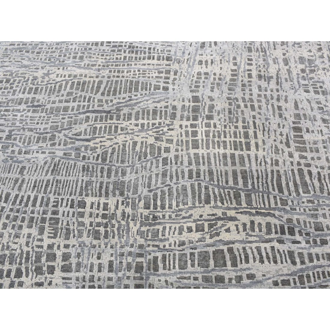 Cloud Gray, THE LOST BRANCHES, Silk with Wool, Hand Knotted, Rug - 8