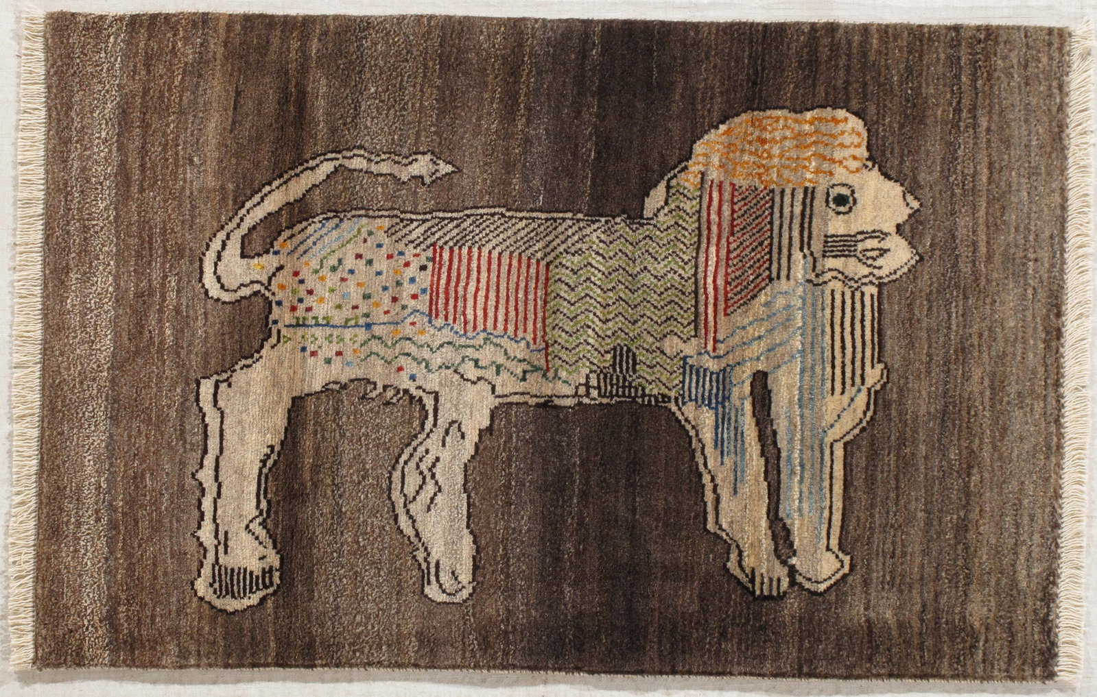 Lori Gabbeh 2.8x4.2: Title:Lori Gabbeh 2.8x4.2 Origin:Iran Year:New Materials:wool Size:2.8x4.2 Description:Lori Gabbeh Persian Reserve: $400.00 Shipping: Domestic: Flat-rate of $50.00 to anywhere within the contiguous