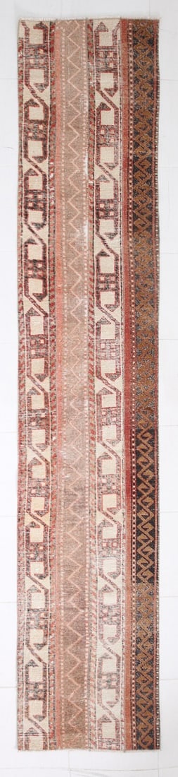 2'0'' x 11'1'' Turkish Flatweave Kilim Rug - 24171: Title: 2'0'' x 11'1'' Turkish Flatweave Kilim Rug - 24171 Description:2'0'' x 11'1'' Turkish Flatweave Kilim Rug - 24171 Origin:Turkiye Date/Period:1960-90 Materials:Wool,Cotton