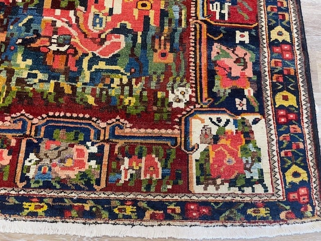 Antique Persian Gul Farangh Bakhtiiari - 2