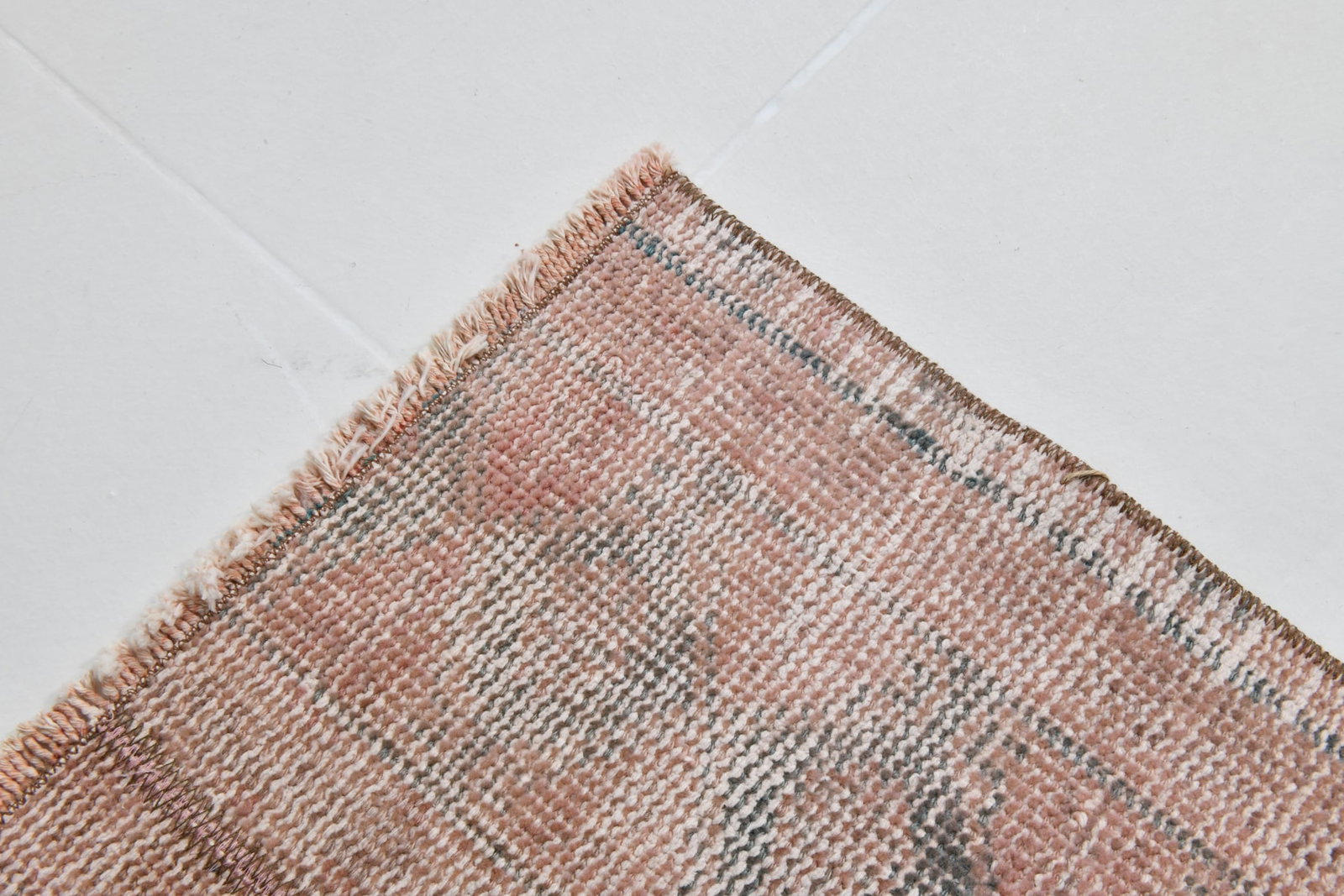 1'11'' x 4'3'' Handmade Vintage Wool Patchwork Rug - 21602 - 10