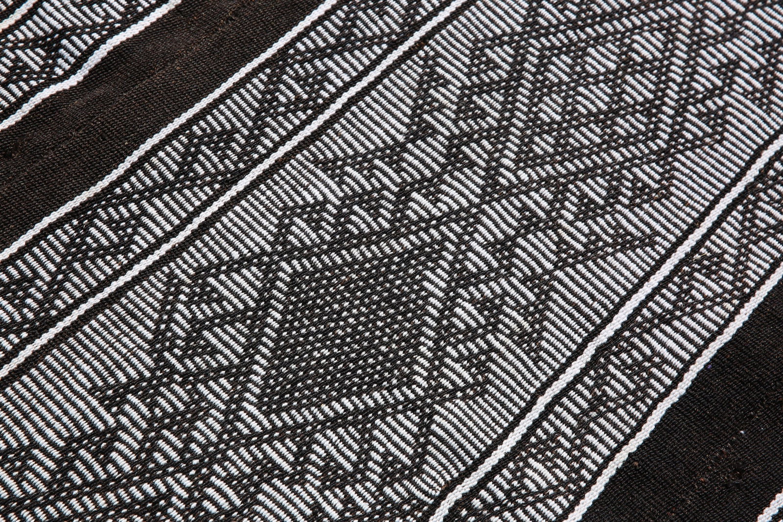 5'10'' x 7'11'' Handmade Vintage Wool Patchwork Rug - 384 - 5