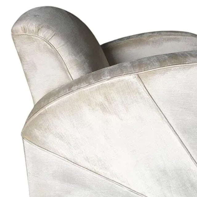 1970s Art Deco Pearl White Mohair Jazz Club Chair With Speed Arms - 7