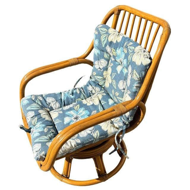 Restored 1940s Rattan Double-Strand Swivel Seat Lounge Chair - 2