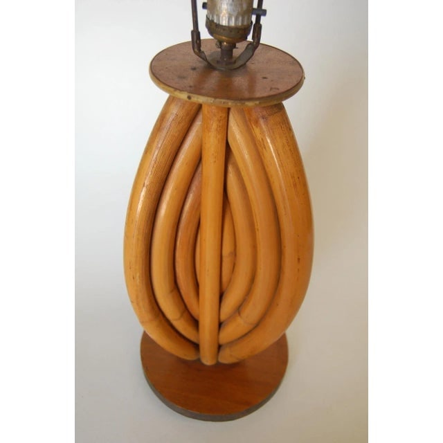 1950s Restored Rattan Table Lamps With Tri-Shape Loop Pattern & Mahogany Base, Pair - 3