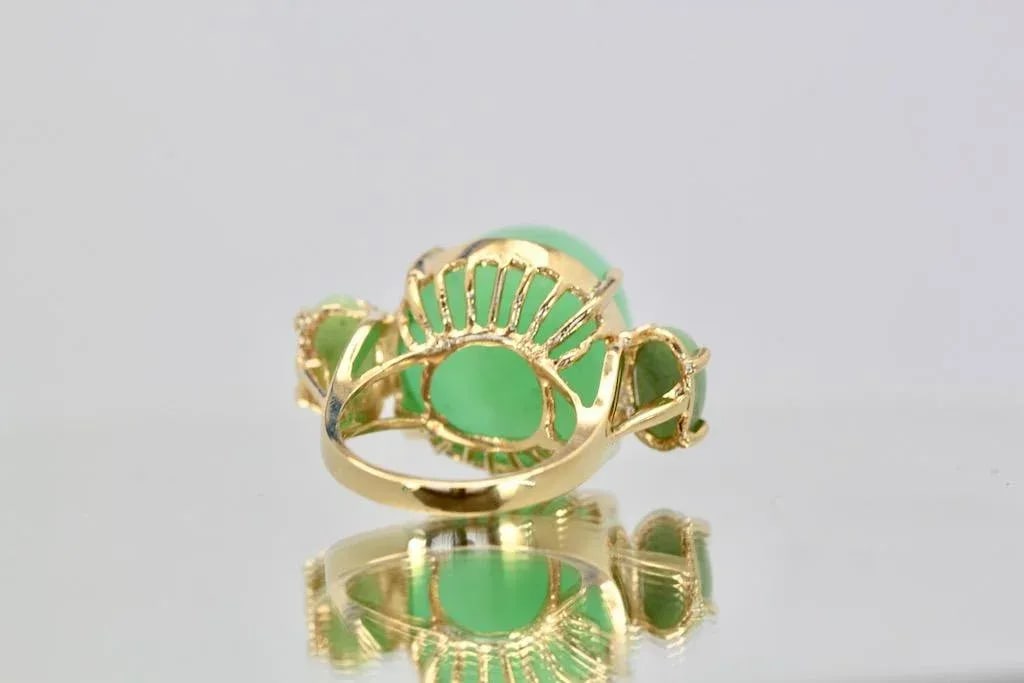 18k Bullet Chalcedony and Jade 3 Stone Ring - 2