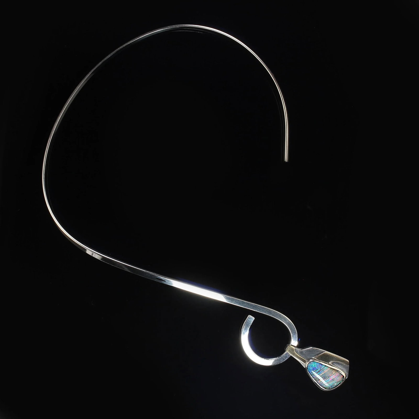 Late 20th Century Brazilian Opal in Sterling and 18k Gold Pendant - 4