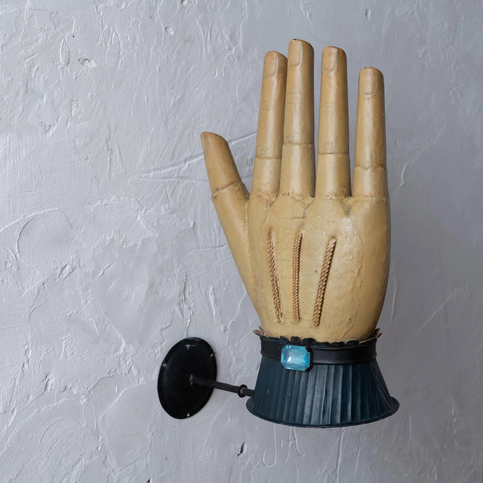 French Glove Maker's Trade Sign, C.1940 - 7