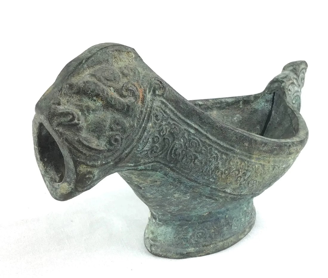 Chinese Antique Bronze Vessel - 4